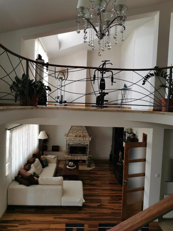 מאקרסקה Apartments Deak מראה חיצוני תמונה